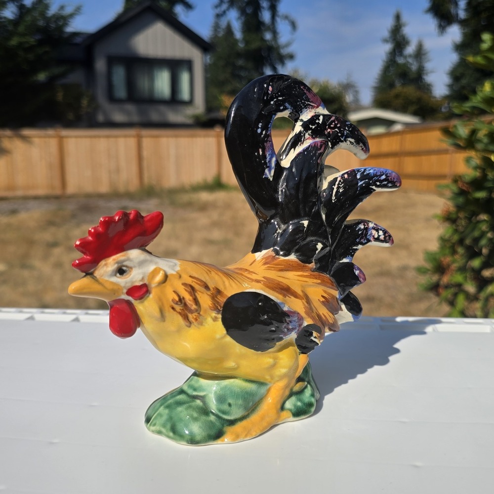 Vintage Lefton Japan Hand Painted "Rooster" Ceramic Figurine